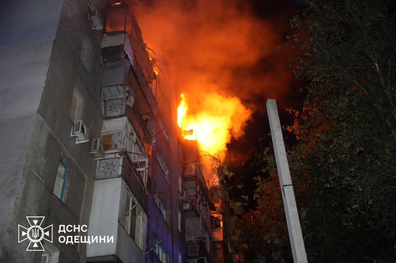 Украине нужно оружие: Зеленский отреагировал на очередную масштабную атаку РФ