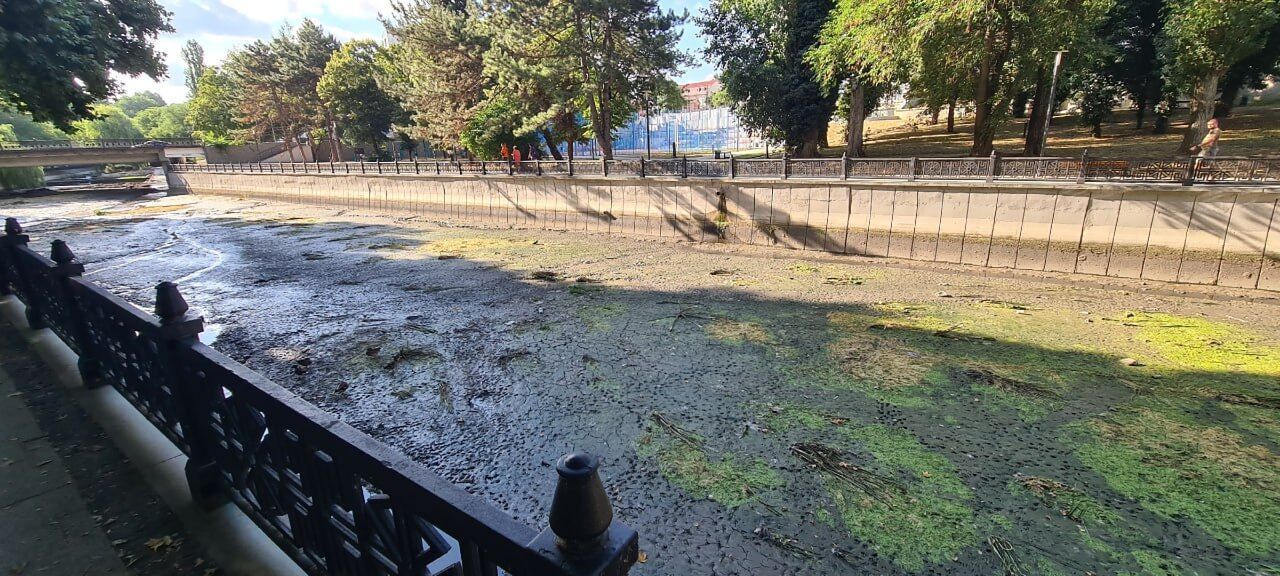Россияне загубили водные объекты Крыма: крупнейшая река начала высыхать. Фото