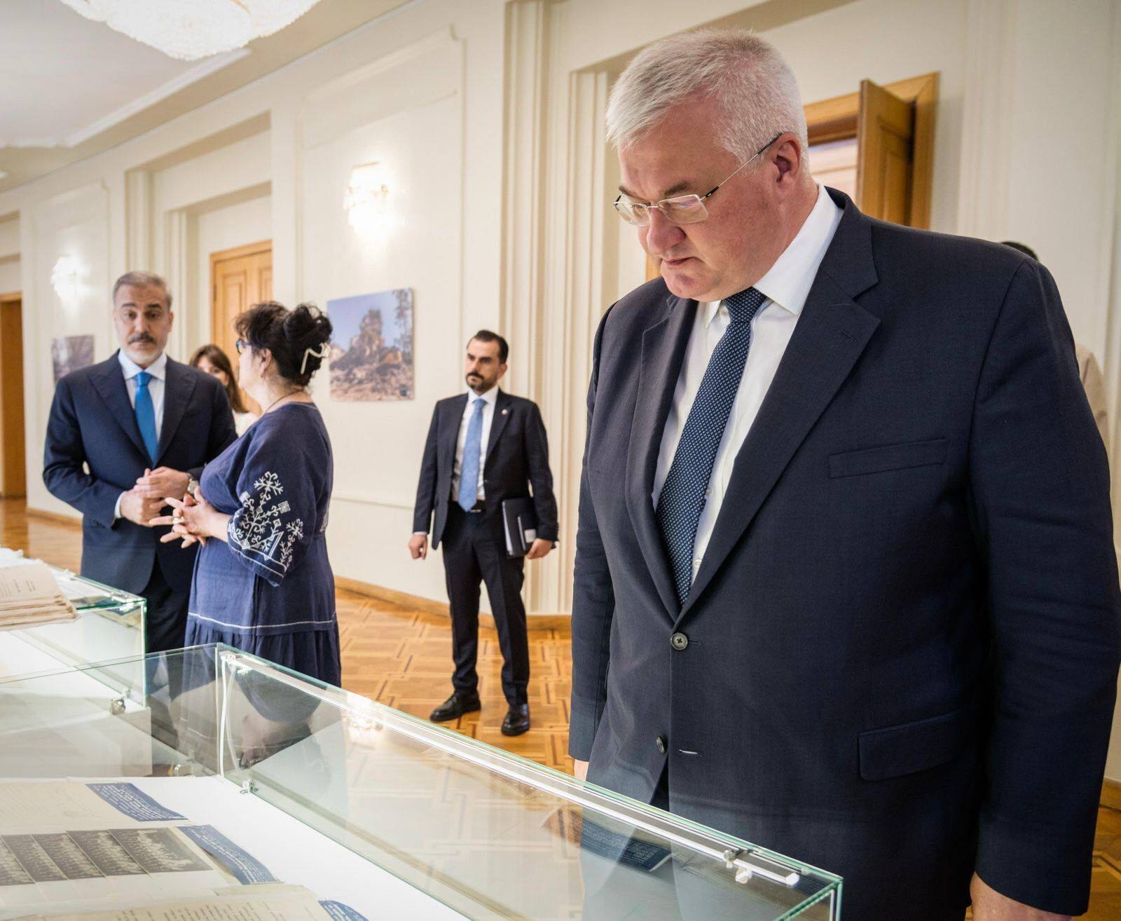 Kyiv, Odesa, Lviv, Kharkiv: в МЗС перестали приймати офіційні іноземні документи з неправильним правописом українських міст