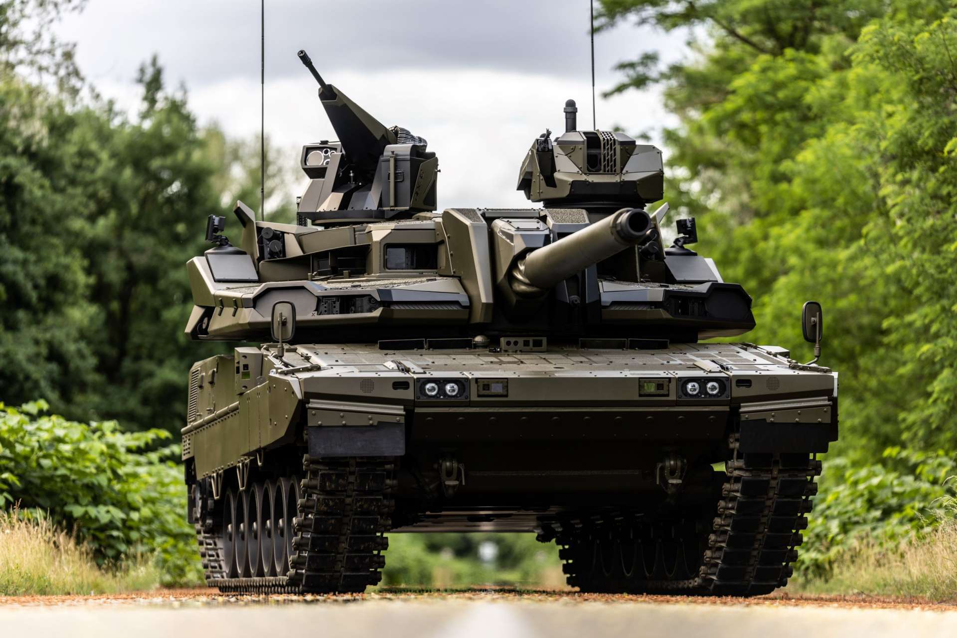 12 країн розпочали створення головного броньованого танка Європи: що відомо про проєкт MARTE