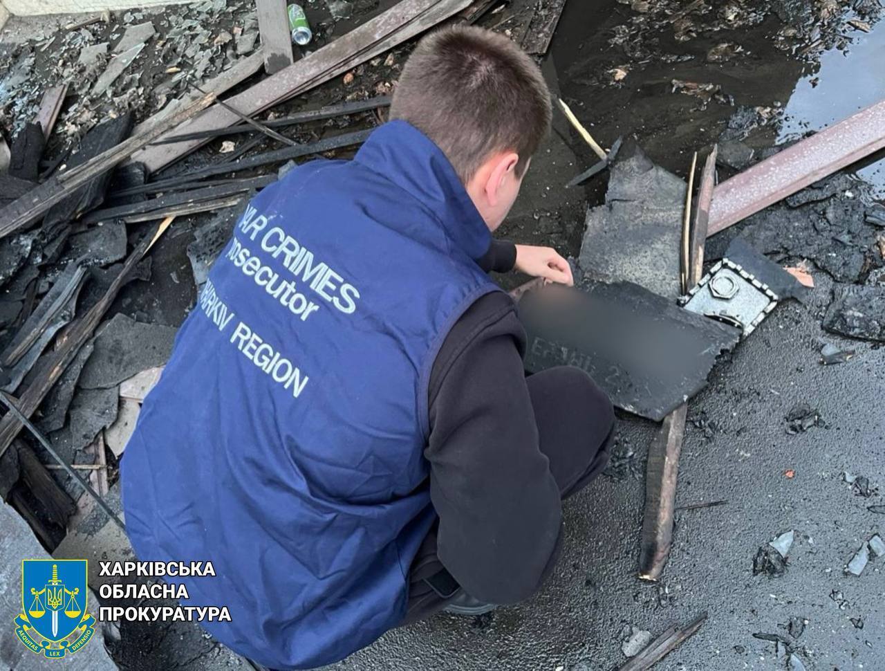 Окупанти атакували Харків і область: спалахнули пожежі, постраждали троє людей. Фото і відео