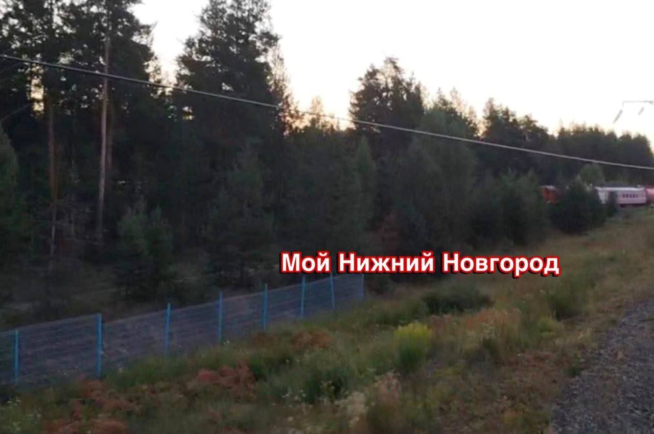 У Росії вибухнув потяг з хімією: аварію неподалік міста-мільйонника намагаються приховати – ЗМІ