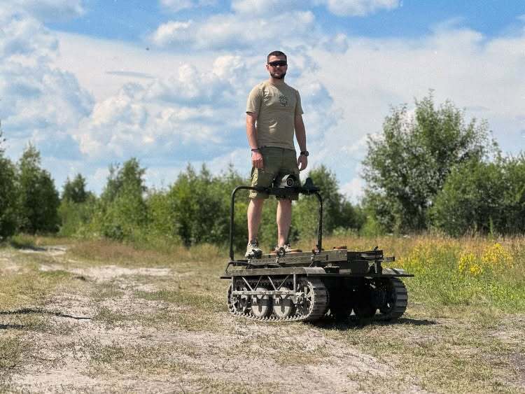 Вернувшийся в шоу-бизнес рэпер Ярмак раскрыл, где проходит военную службу и какую должность занимает
