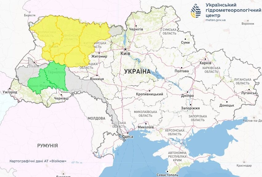 Сонце доведеться пошукати: синоптики назвали регіони, де у понеділок буде тепліше за 30°C