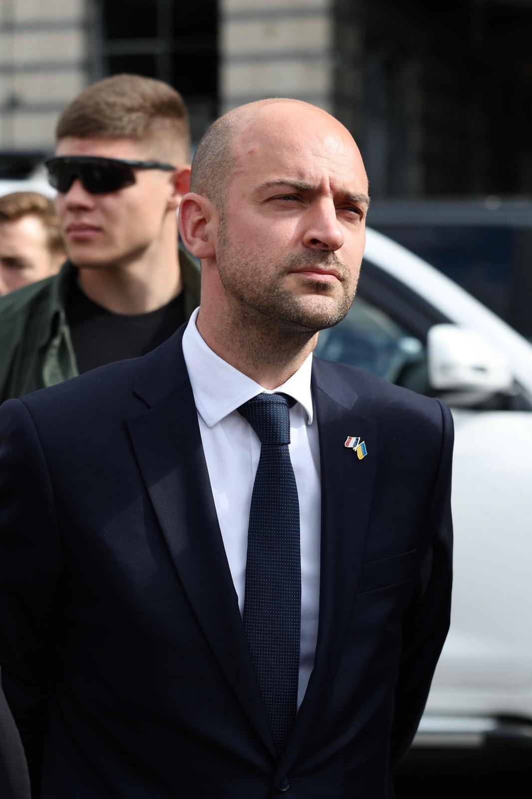 Глава МИД Франции посетил пострадавшую от обстрелов Лукьяновку и встретился с Зеленским: о чем говорили. Фото и видео