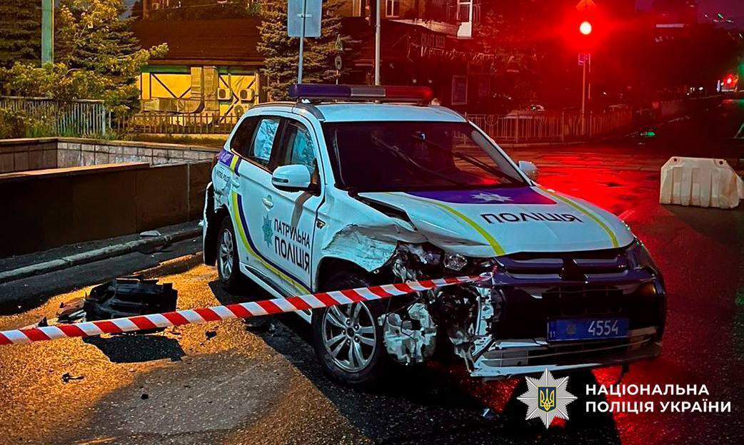 У Києві внаслідок обстрілу РФ знову пошкоджено станцію метро "Лук’янівська". Подробиці, фото та відео