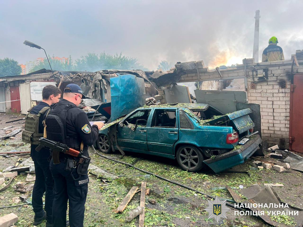 У Києві внаслідок обстрілу РФ знову пошкоджено станцію метро "Лук’янівська". Подробиці, фото та відео