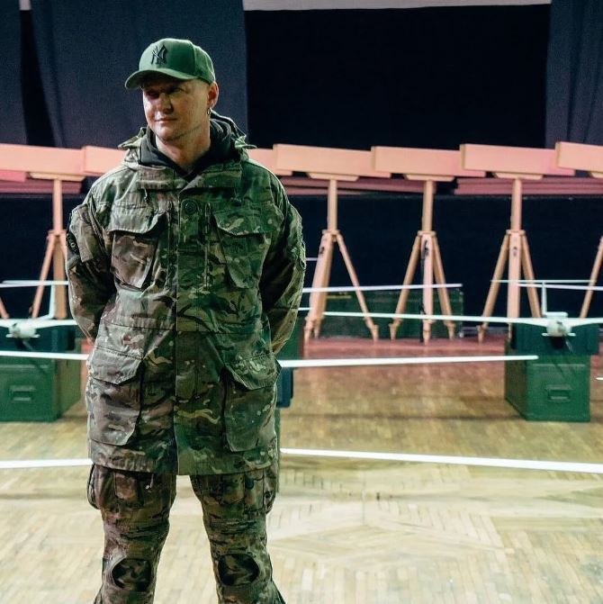 Репер Ярмак розповів про несподівану зустріч на фронті з легендою української музики: перетнулися на Херсонському напрямку