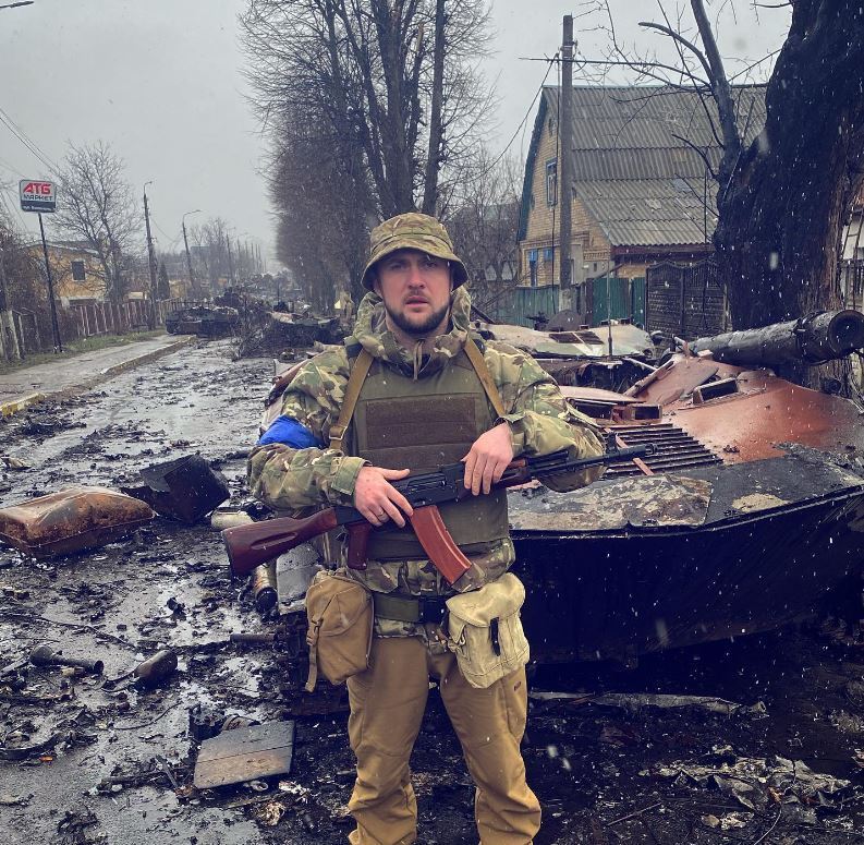 "Дехто досі не зрозумів". Репер Ярмак посварився з сусідами через вечірку з російськими піснями