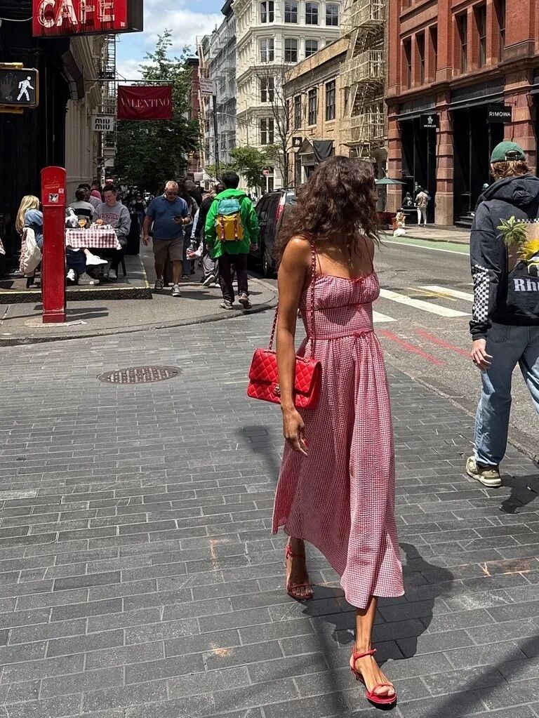 Будьте яркими: какие принты в тренде этим летом