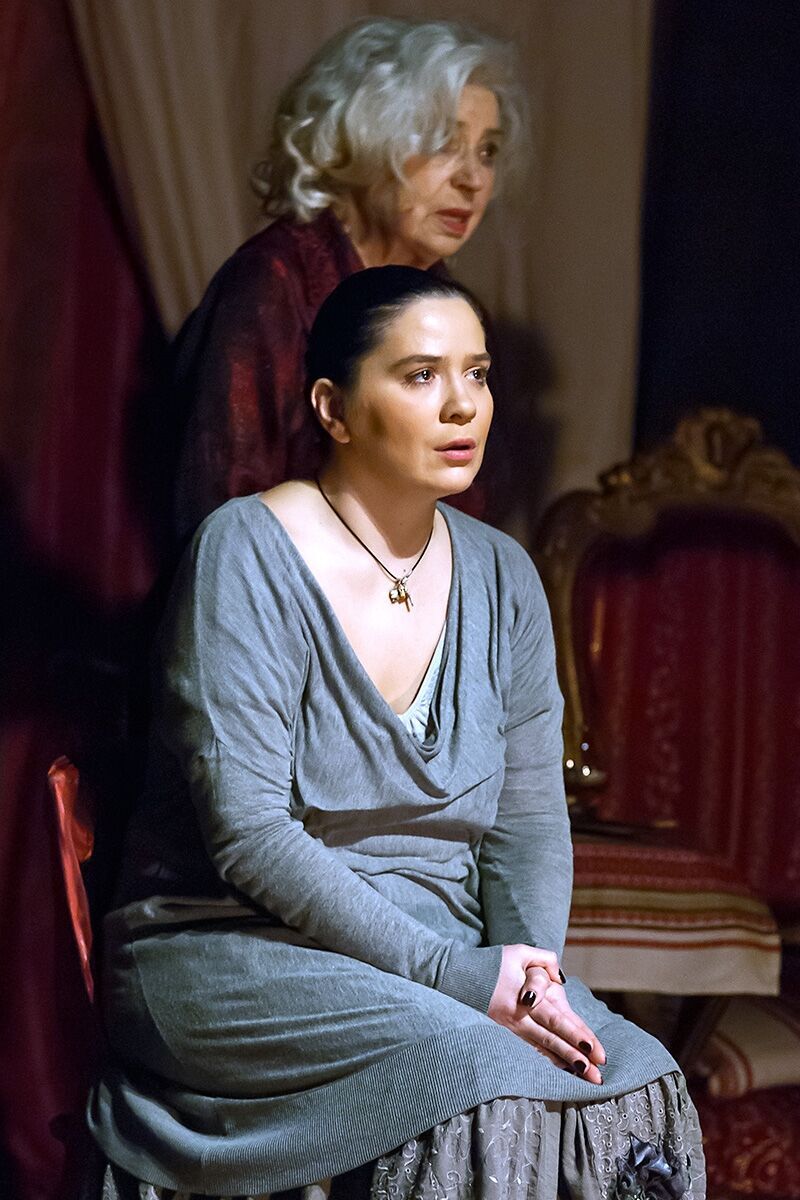 Розкрито причину смерті Анастасії Добриніної: акторці театру Франка було всього 42 роки