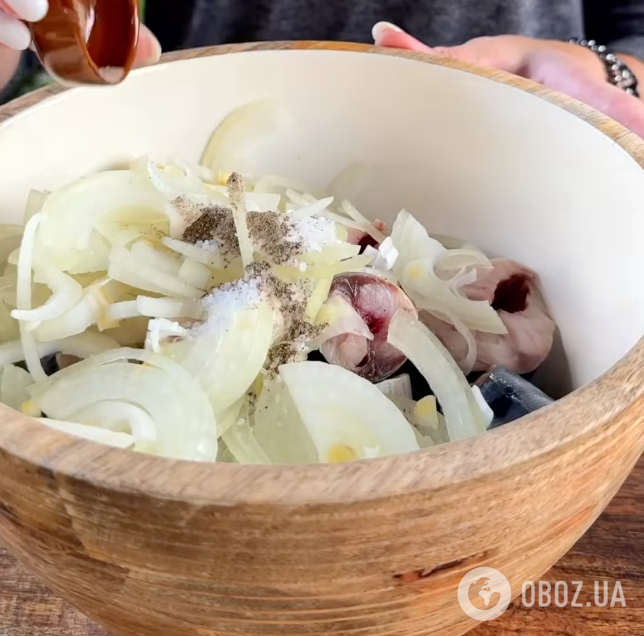 Рыба со специями и луком