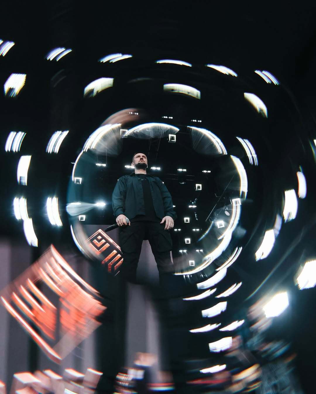 "Скільки ще ракет має прилетіти, щоб люди це усвідомили?" Репер Yarmak – про російську мову, службу в ЗСУ і кумира, якого зустрів на фронті