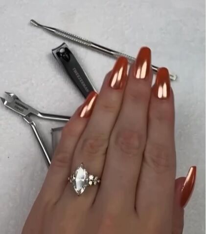 На любой вкус: самые большие тренды маникюра в 2025 году