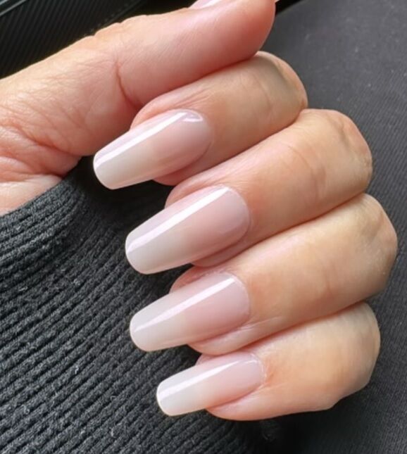 На любой вкус: самые большие тренды маникюра в 2025 году