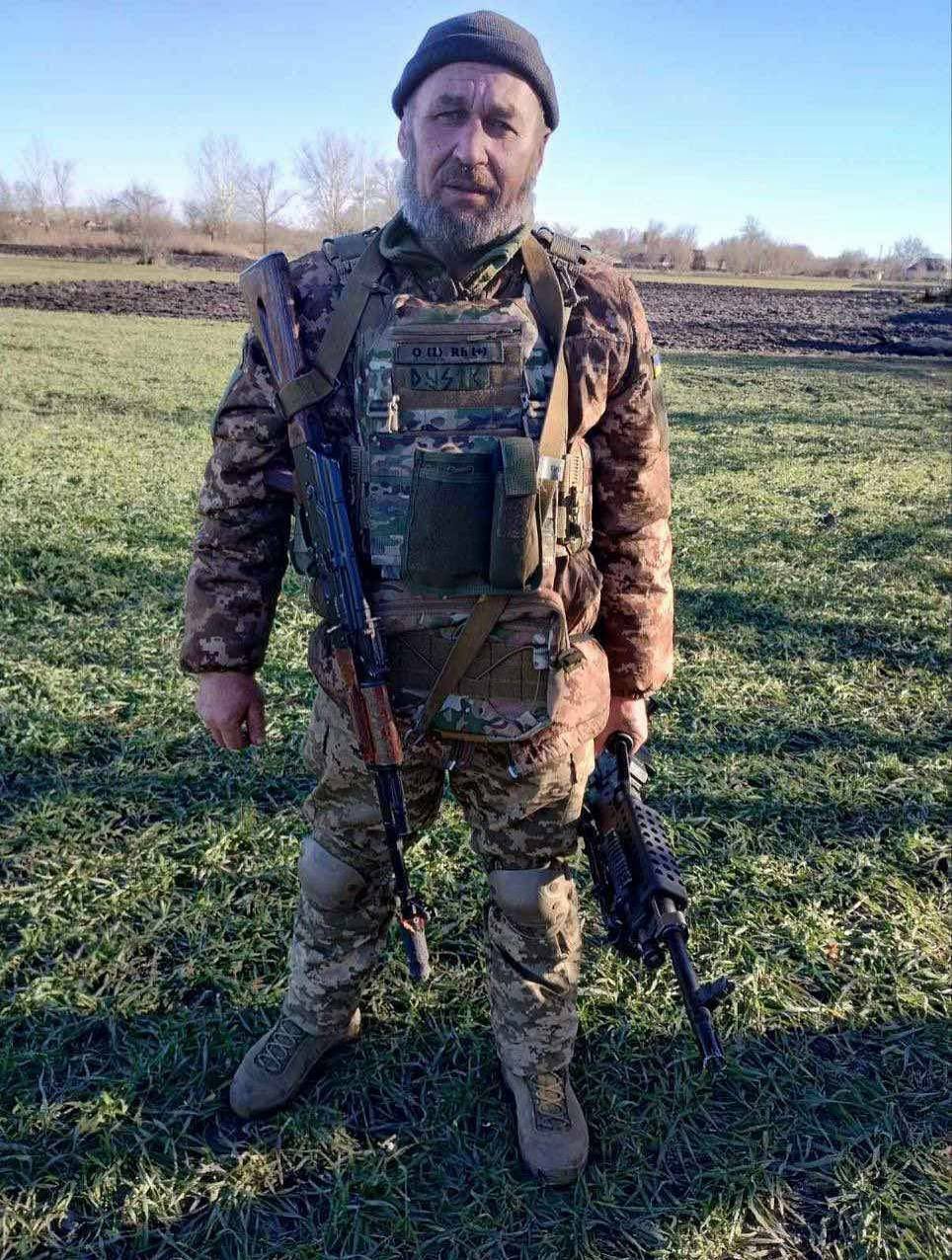 Герой повернувся на щиті: на Київщині попрощаються із військовим Андрієм Талагаєвим. Фото