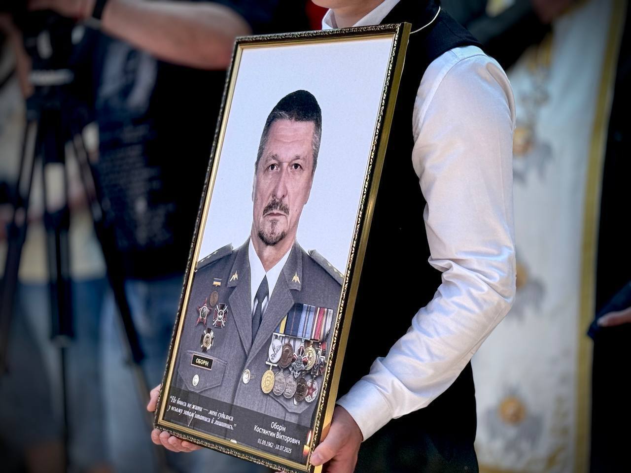 "Болюча втрата": на Одещині попрощалися з директором авіаклубу "Одеса", який загинув під час виконання бойового завдання. Фото