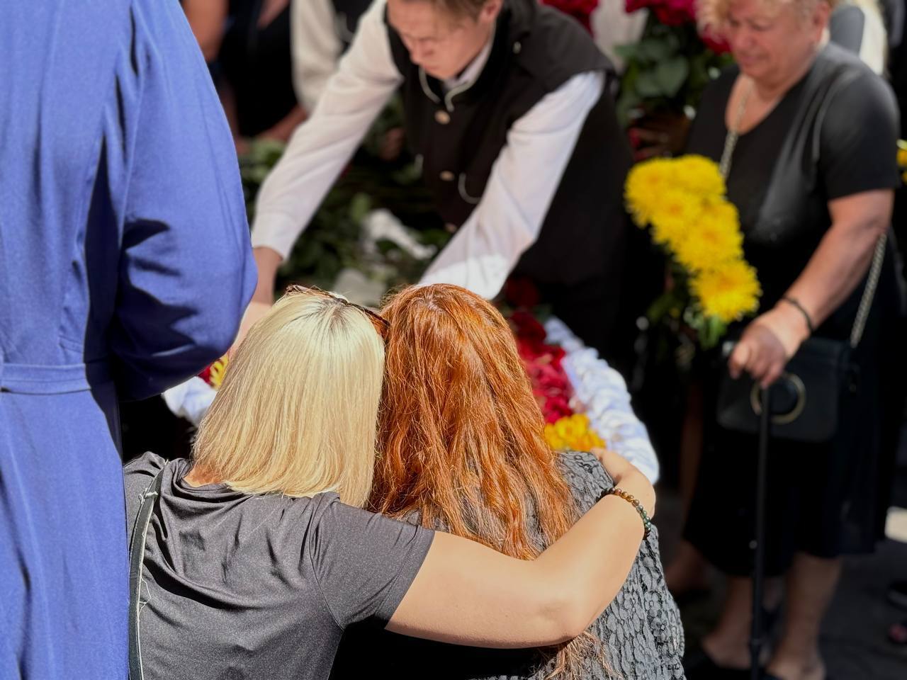 "Болюча втрата": на Одещині попрощалися з директором авіаклубу "Одеса", який загинув під час виконання бойового завдання. Фото