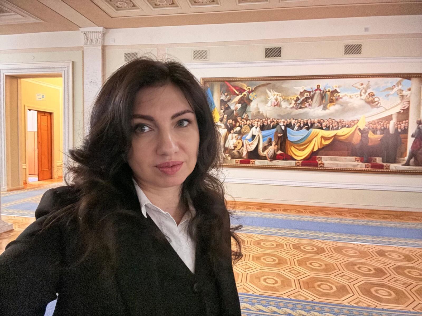 Студентка КНУ объявила бойкот преподавателям-"слугам", которые голосовали за закон о НАБУ и САП: не будет ходить на пары