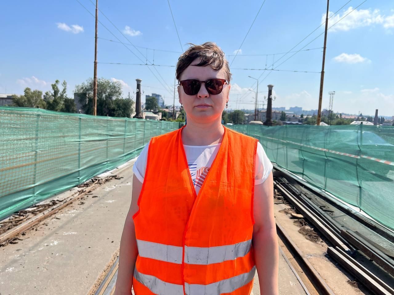 В Днепре на Старом мосту стартовал капитальный ремонт трамвайных путей