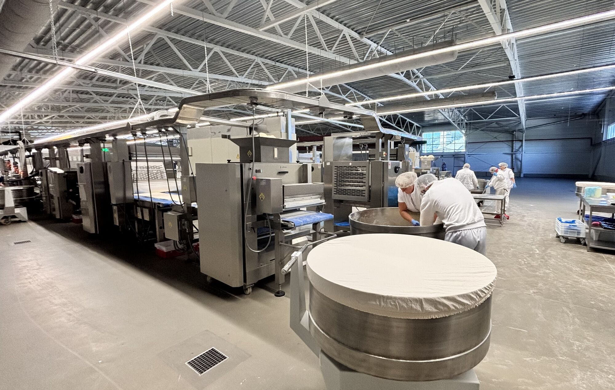 400 млн грн инвестиций: Bakery Food Investment открыла современный завод в Хусте