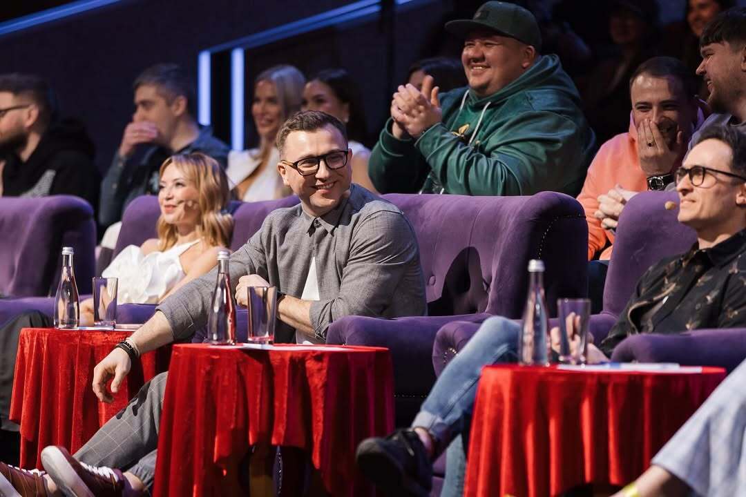 Звезда "Лиги смеха" назвал самую сексуальную бабушку Украины, которая в 58 лет имеет роскошную фигуру. Фото