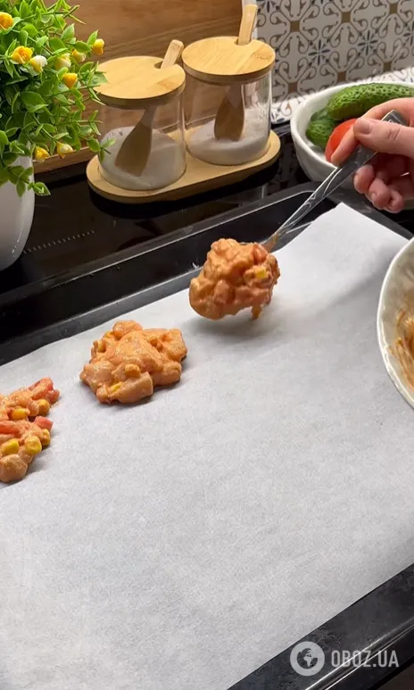 Как приготовить сочные куриные котлеты в духовке: добавьте к мясу несколько простых компонентов