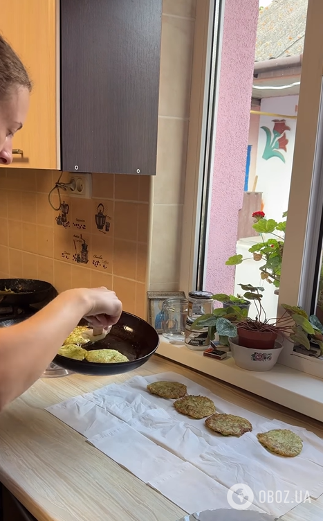 Найсмачніші кабачкові оладки нашвидкуруч: додайте один простий інгредієнт для вдалого смаку
