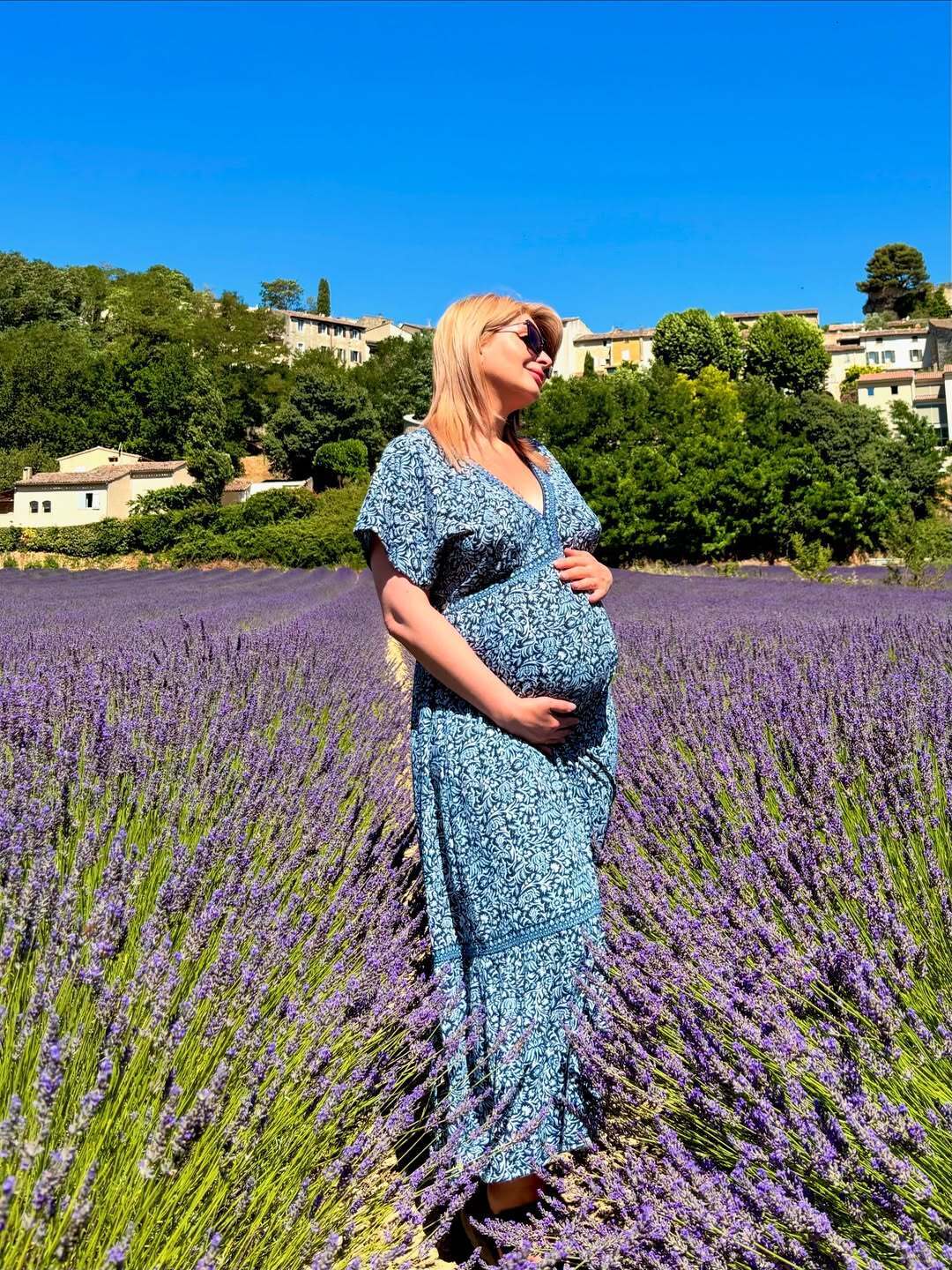 Телеведущая Инна Шевченко, которая чудом забеременела в 46 лет, рассекретила впечатляющую цену "безлимитного" ЭКО