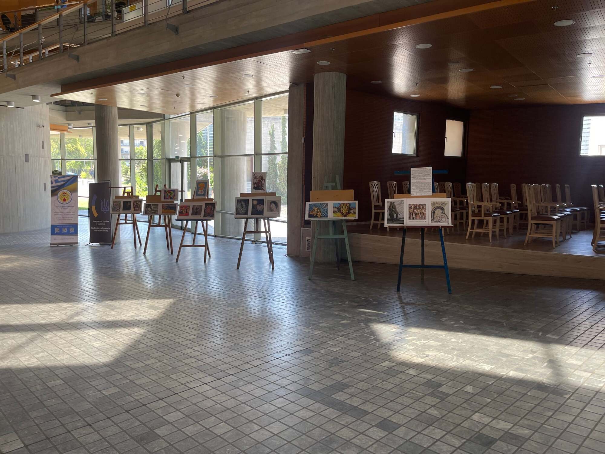 "Поколение войны": в Греции открылась выставка о войне глазами украинцев