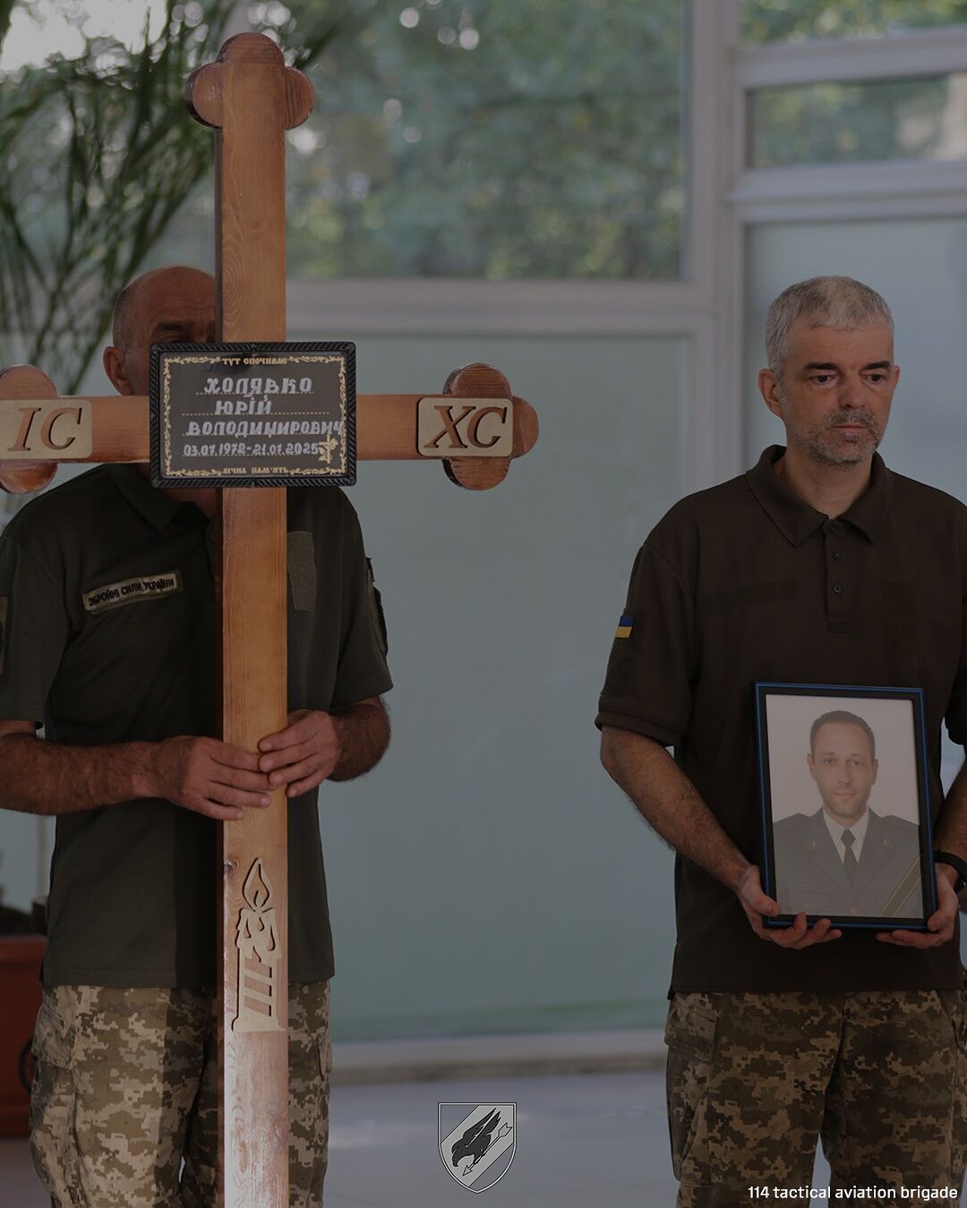 "Прийшли до війська, щоб боронити рідну землю": на Прикарпатті попрощалися з військовими, які загинули під час відбиття масованого удару РФ