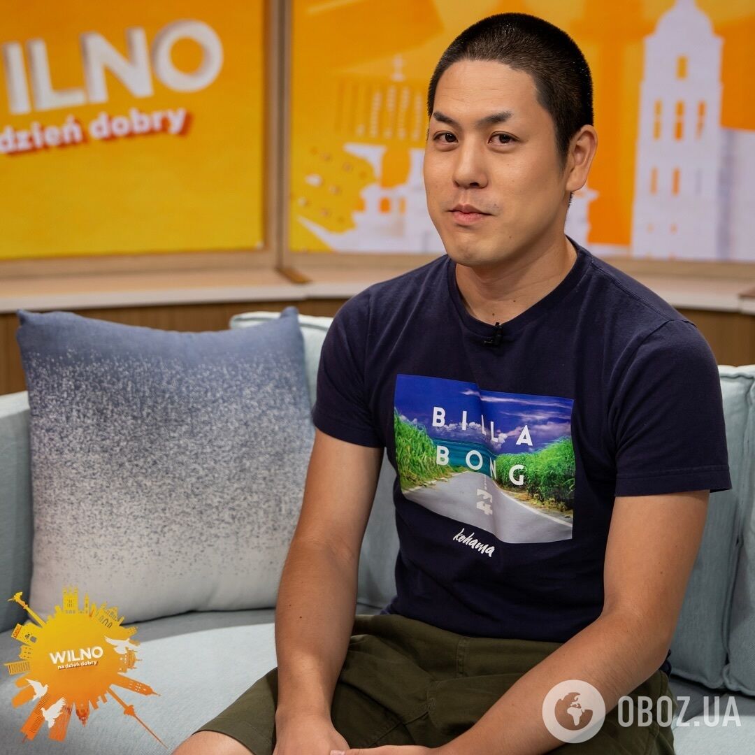 "Здивувало, що в Бучі після всього жаху розмовляли російською". Як японець Котаро Хісада вивчив українську мову і підкорив мережу піснею Івасюка