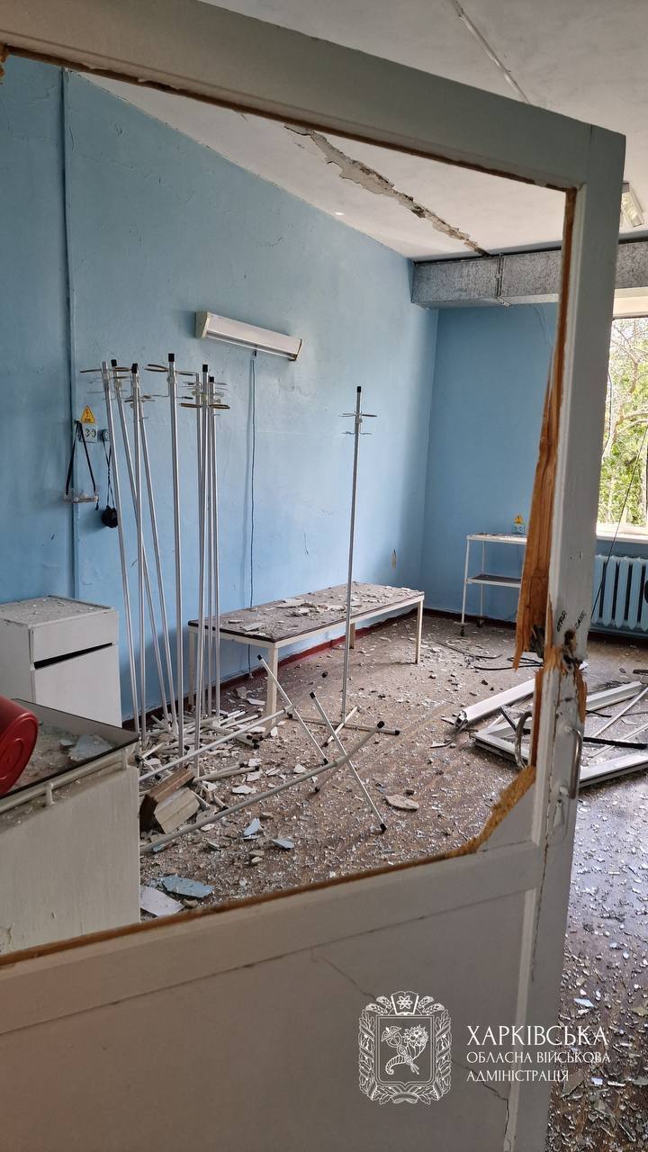 Оккупанты ударили КАБом по медучреждению в Харькове: есть погибший, 17 пострадавших, среди них – девочка. Фото и видео