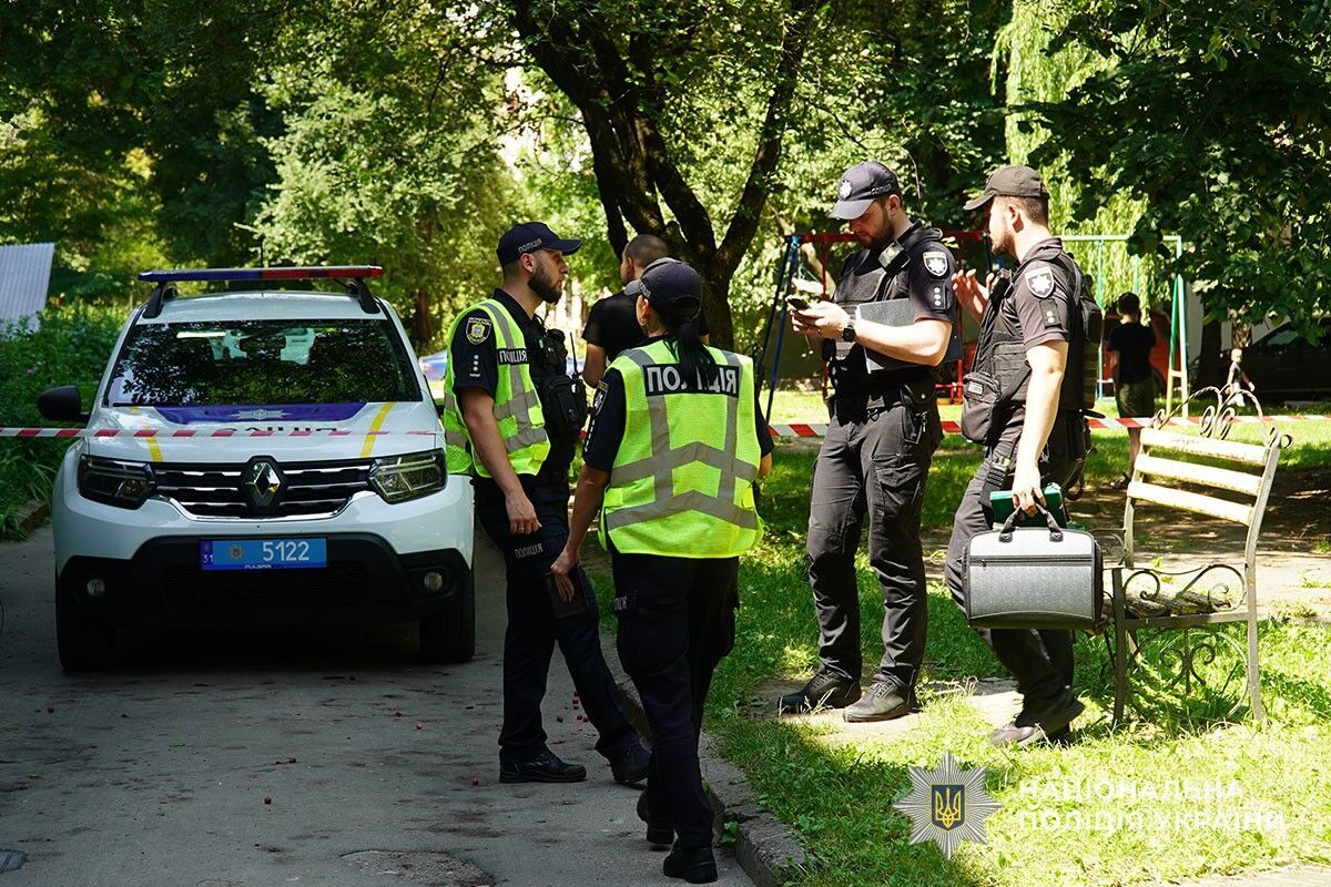 У Тернополі у квартирі вибухнула бойова граната: загинули матір і син