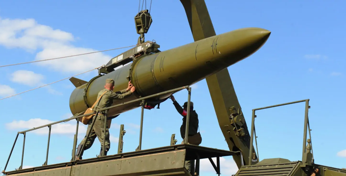Росія виробляє за рік близько 1000 "Іскандерів" та "Кинджалів", Європа може збити лише до 300 – Hartpunkt
