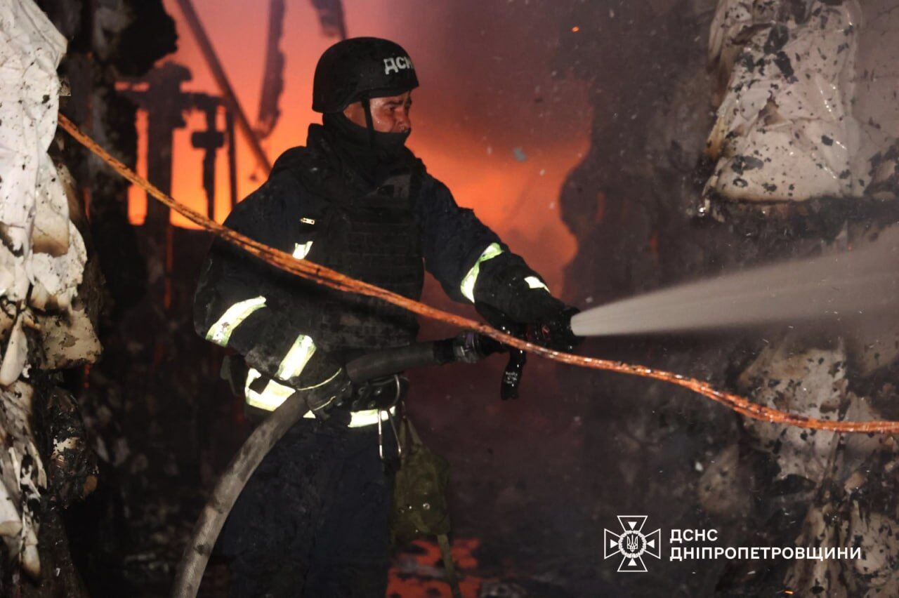 "Не может быть никакой тишины в ответ": Зеленский отреагировал на массированный российский обстрел Сумщины, Харьковщины и Днепропетровщины