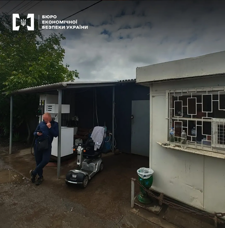 В Одеській області було викрито продаж підробленого дизеля