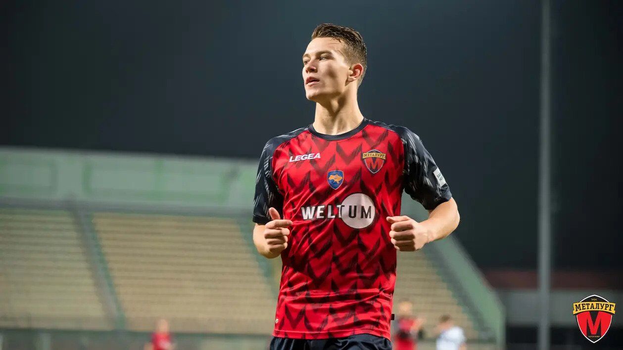 Украинский футболист клуба УПЛ сбежал из Украины в связи с "семейными обстоятельствами"