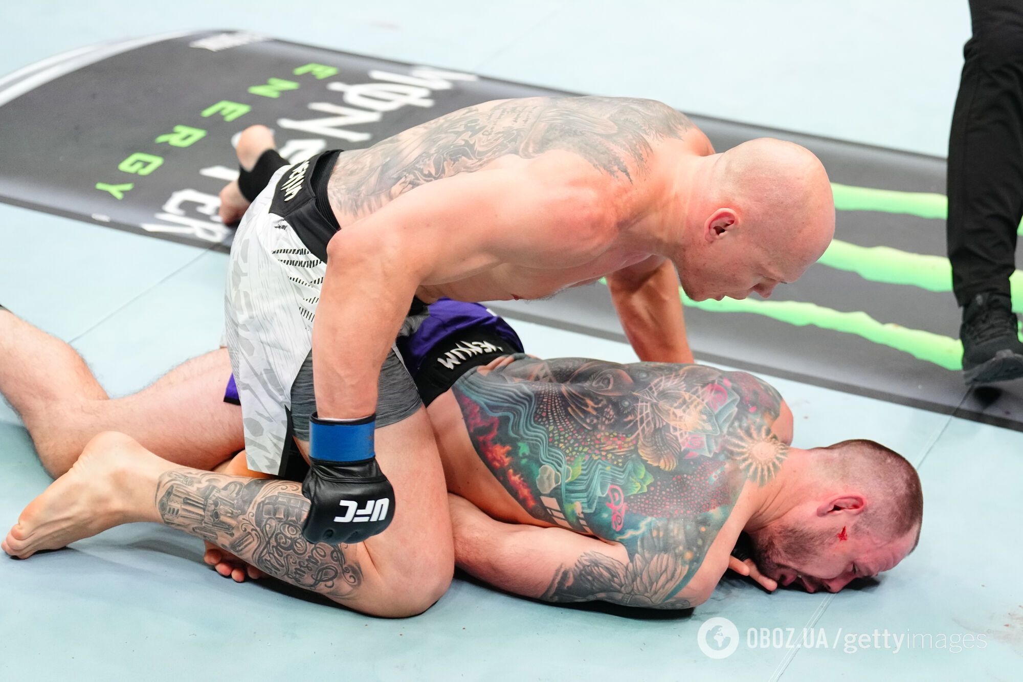 Предателя Украины брутально нокаутировали в первом раунде во втором подряд бою UFC. Видео