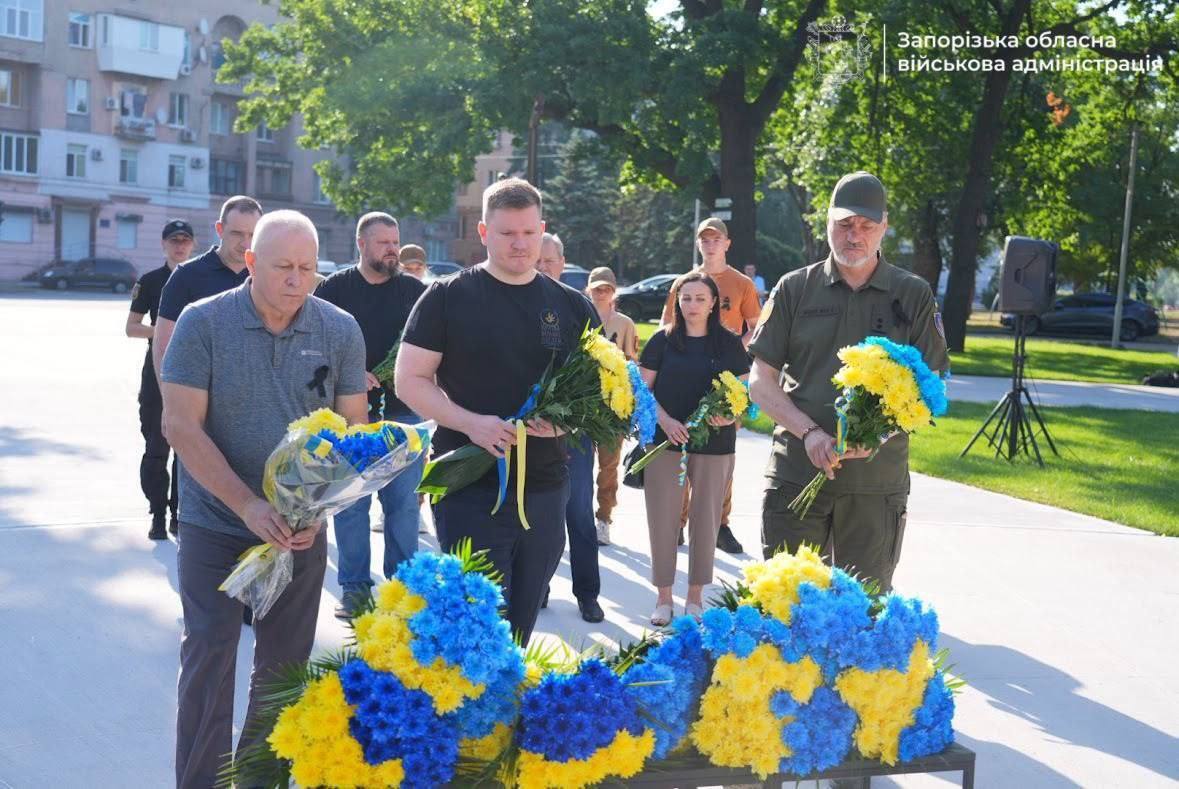 Третья годовщина российского теракта в Еленовке: в Украине провели акции в знак памяти об убитых военнопленных. Фото и видео