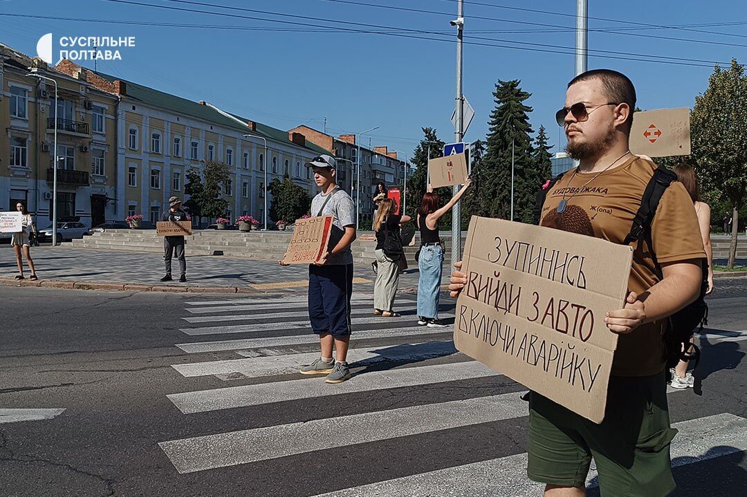 Третья годовщина российского теракта в Еленовке: в Украине провели акции в знак памяти об убитых военнопленных. Фото и видео