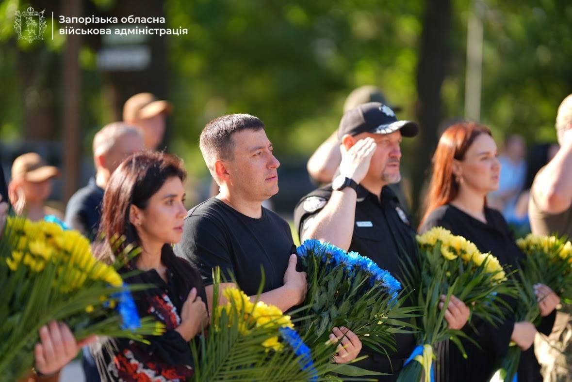 Третья годовщина российского теракта в Еленовке: в Украине провели акции в знак памяти об убитых военнопленных. Фото и видео