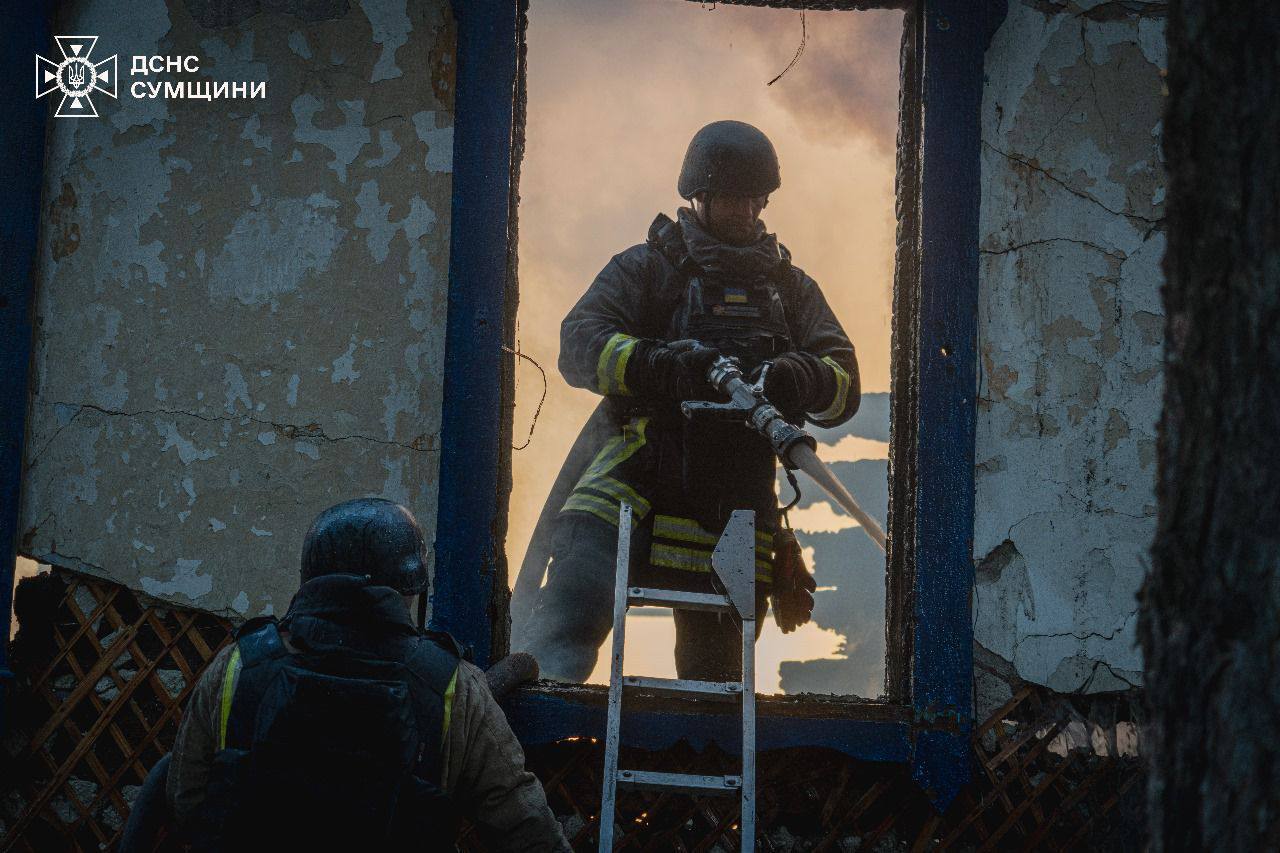 "Москва заслуговує на дуже жорсткий санкційний тиск": Зеленський відреагував на нові удари РФ по Україні й назвав кількість жертв. Фото