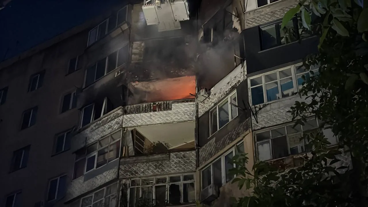 Росія атакувала Одесу ударними дронами: пошкоджено житлові будинки, є постраждалі. Фото й відео tzixidzxidetzrz