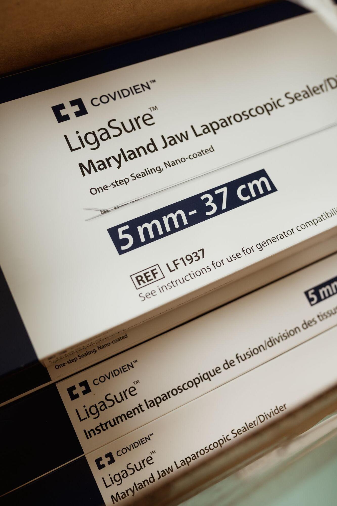 "Охматдет" получил новое хирургическое оборудование от Фонда Андрея Матюхи и Good Donations