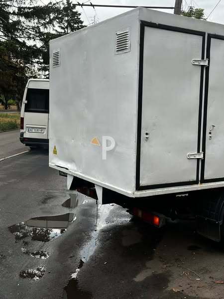 В Кривом Роге произошло ДТП с участием маршрутки и хлебовоза: есть пострадавшие. Фото и видео