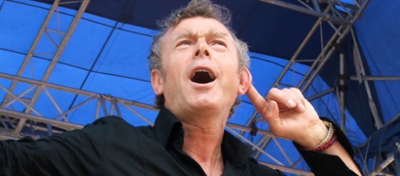 "Нехай мене не шукають". Музикант, який працював з Миколою Гнатюком, розповів, куди зник артист і які "дива" творив на сцені