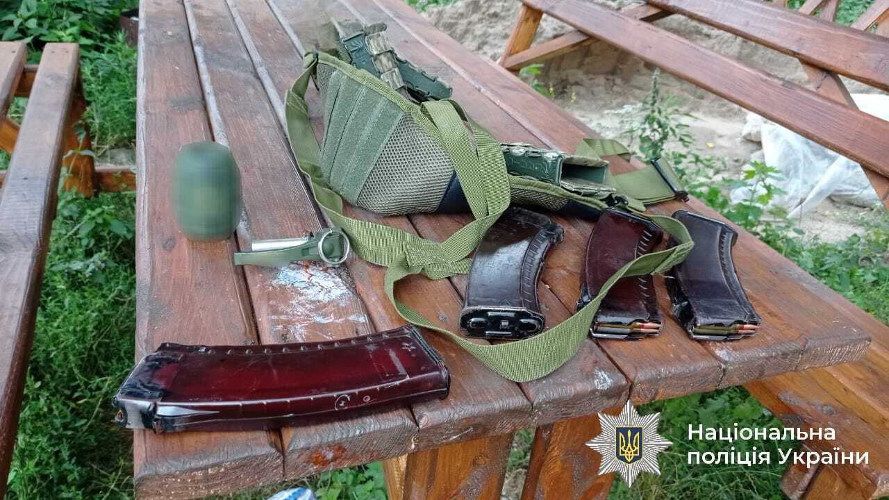 Один з підозрюваних у вбивстві подружжя на Черкащині застрелився під час перемовин з правоохоронцями. Фото і всі подробиці