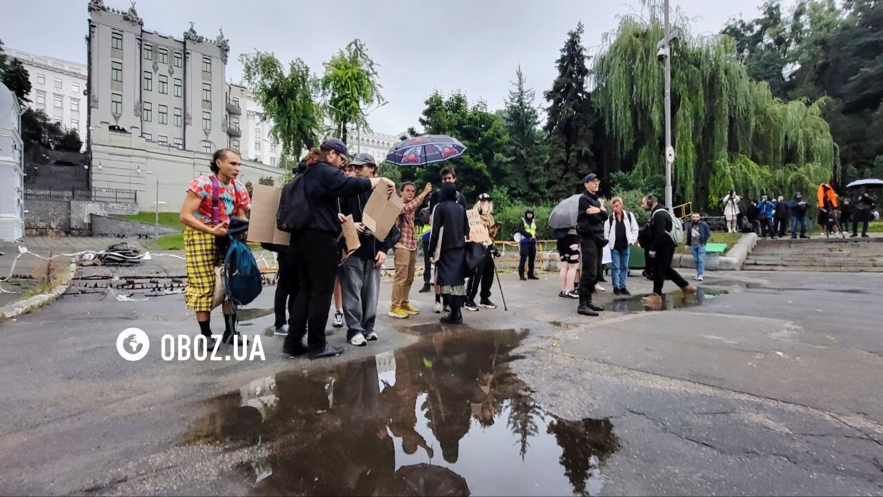 У Києві та інших містах пройшла акція з вимогою ухвалити законопроєкт про відновлення незалежності НАБУ та САП. Фото й відео