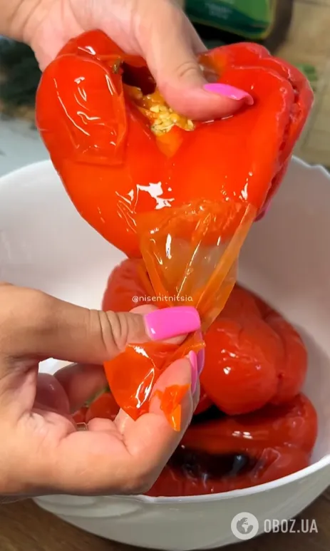 Вкусная закуска из запеченного болгарского перца: можно выкладывать на бутерброды или есть как салат